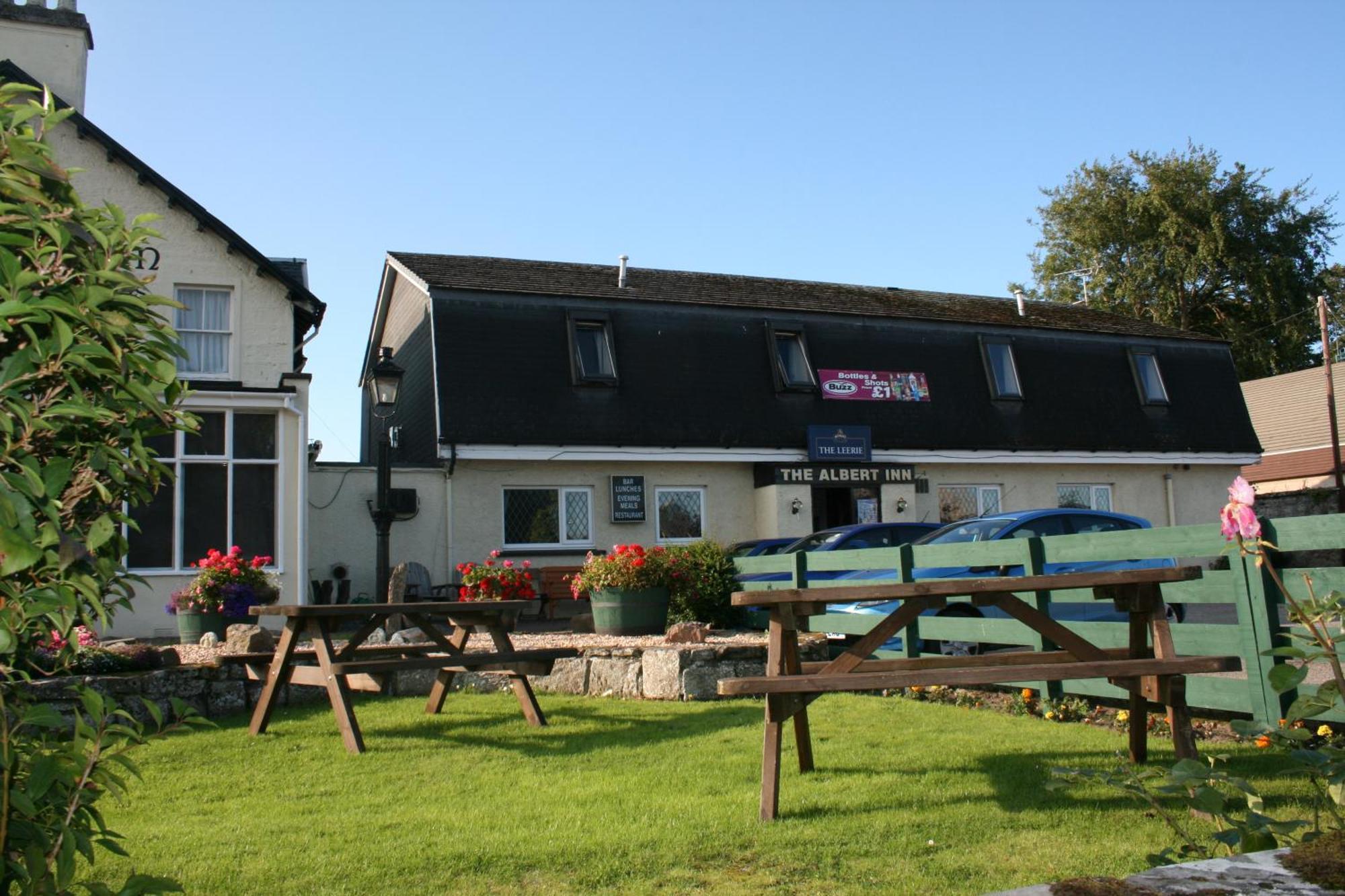 The Albert Inn Nairn Exteriör bild